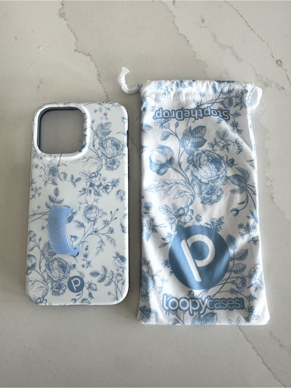Loopy Case Blue & White Floral Toile iPhone 15 Pro Max 6.7” Screen